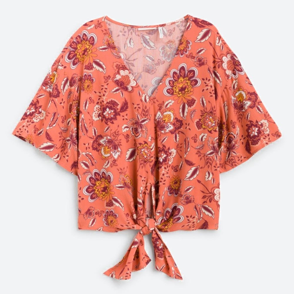 LUQ Rhee Tie Front Top